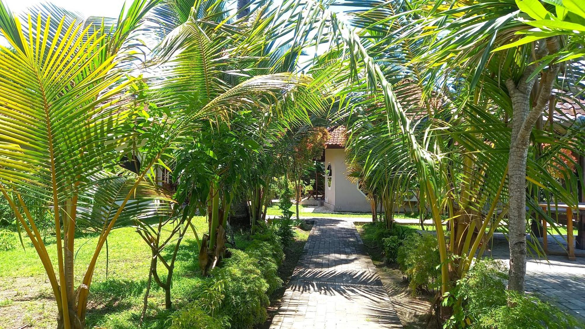 Gguesthouse Kuta  Exterior photo