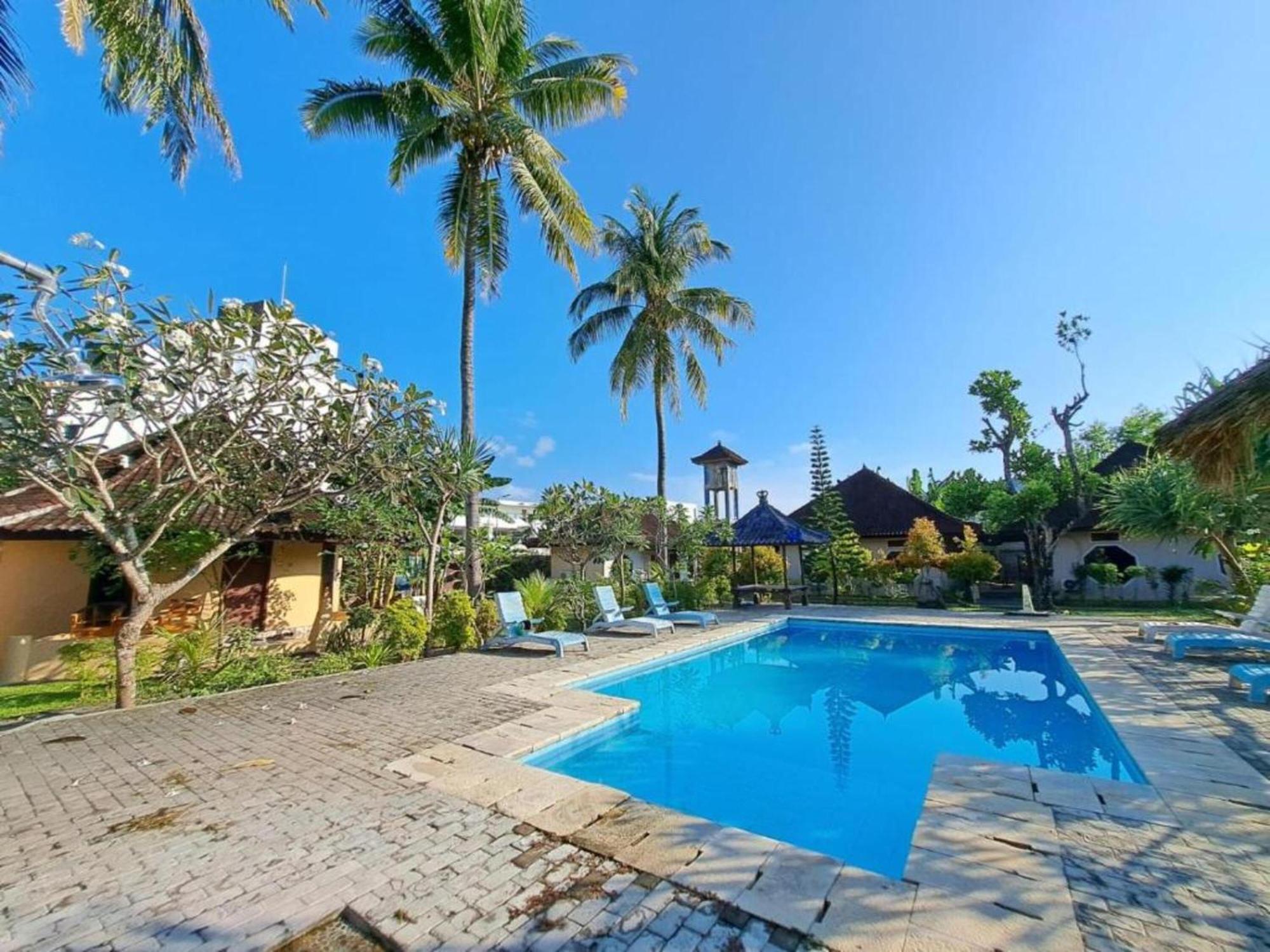 Gguesthouse Kuta  Exterior photo